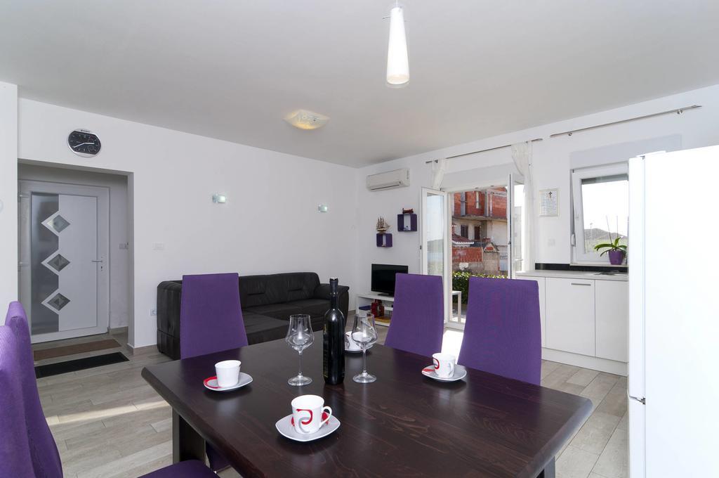Apartment David Rogoznica  Oda fotoğraf